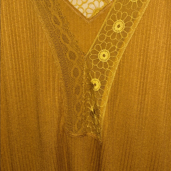 Free People LOLA LACE INSET RELAXED LONG SLEEVE - Picture 5 of 7